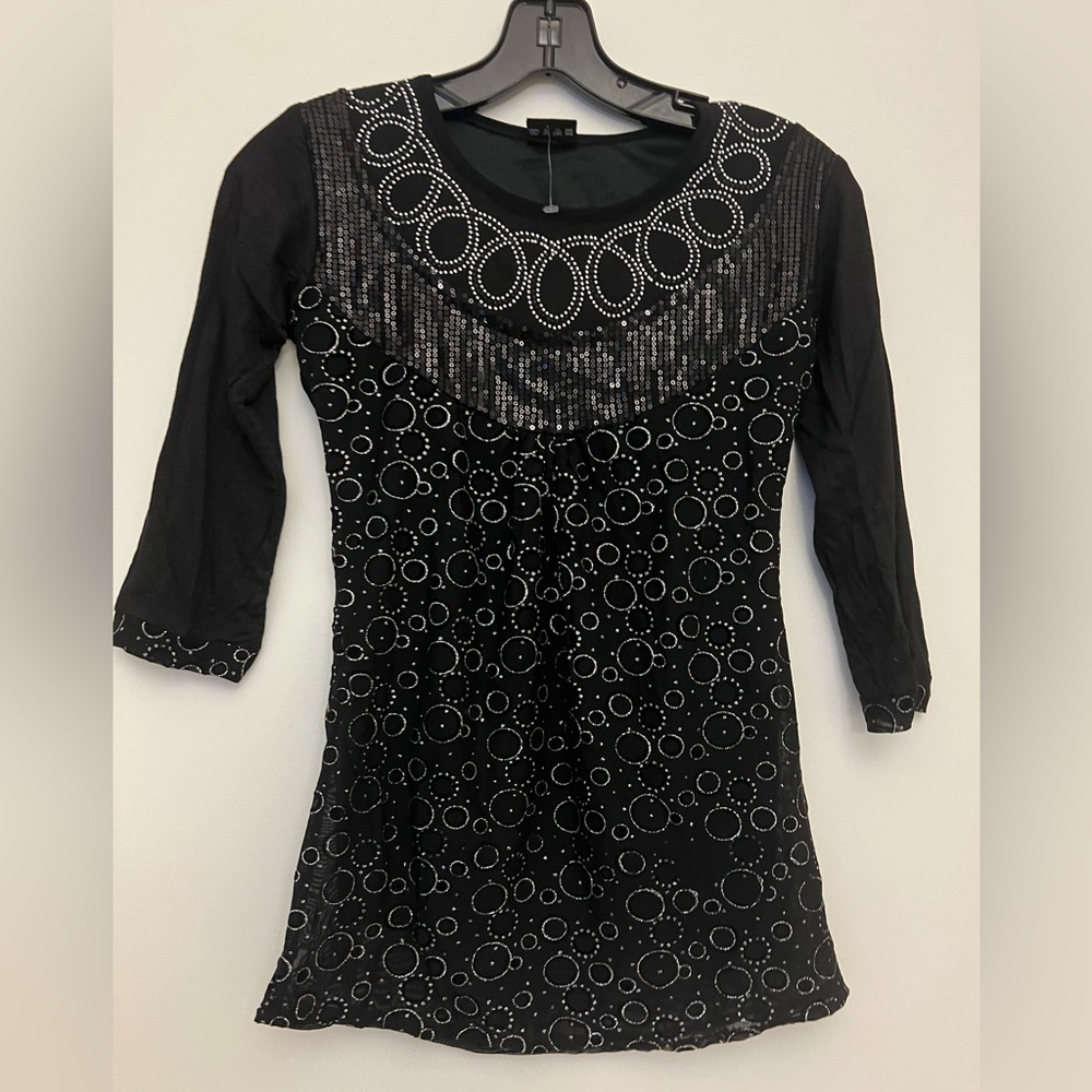 Brand New Juniors Small Black and Silver Fancy Shiny Party Top
